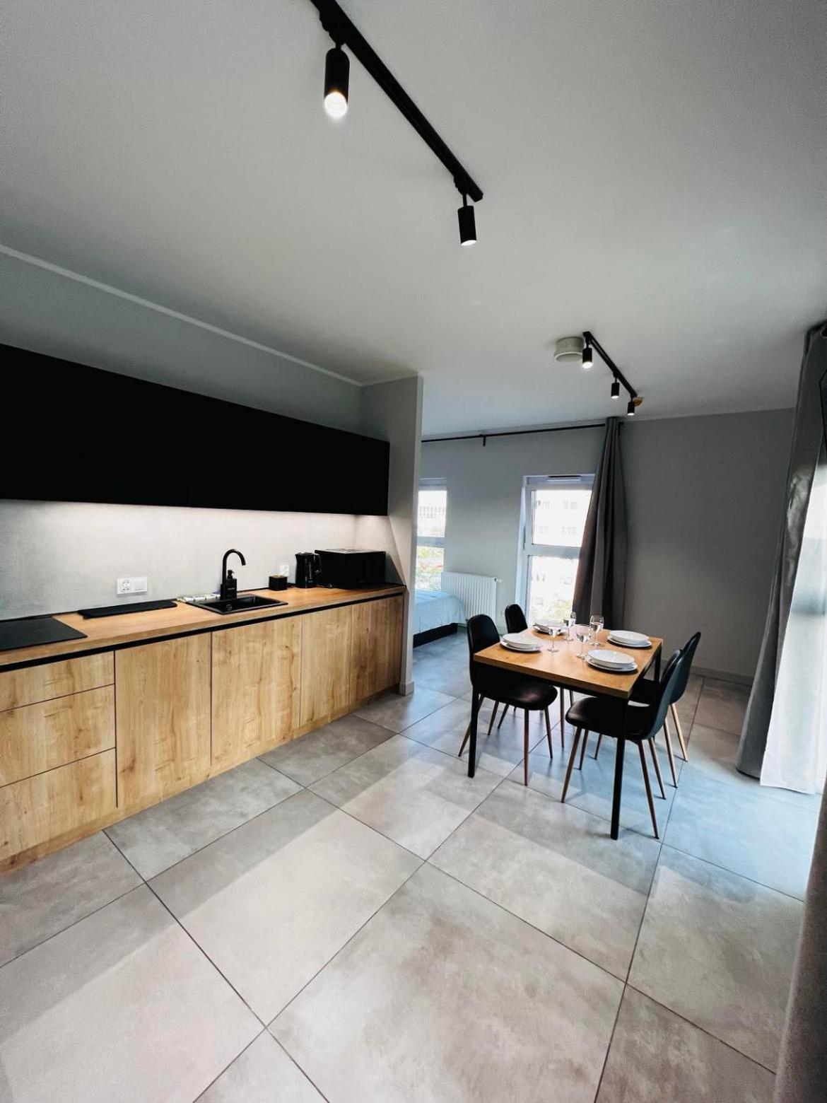 Property Apart - Legnicka Business Center 弗罗茨瓦夫 外观 照片