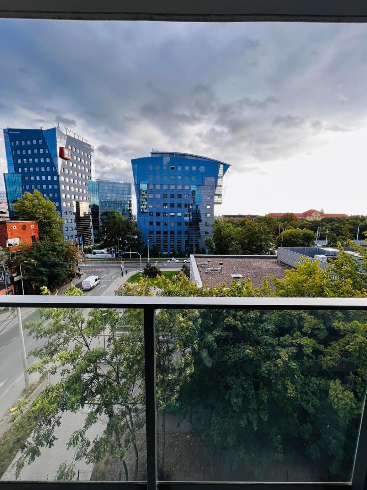 Property Apart - Legnicka Business Center 弗罗茨瓦夫 外观 照片